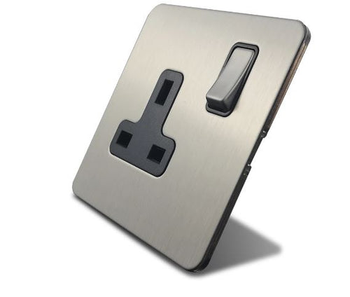 Caradok 1 Gang 13A Screwless Brushed Steel Plug Socket