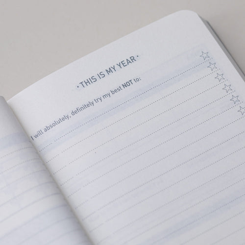 Matilda Myres | 2027 Diary - Slim Weekly Planner with Notes | Week-to-View in Grey