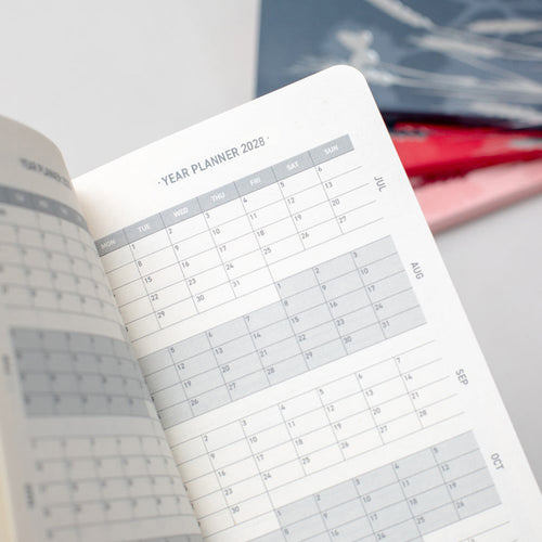 Matilda Myres | 2027 Diary - Slim Weekly Planner with Notes | Week-to-View in Blue