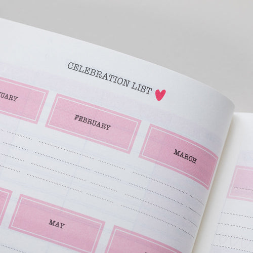 Matilda Moo | 2027 Diary - A5 Weekly Planner | Week-to-View in Mint