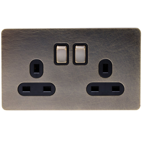 Caradok Screwless Antique Brass Socket - 2 Gang - The Georgian