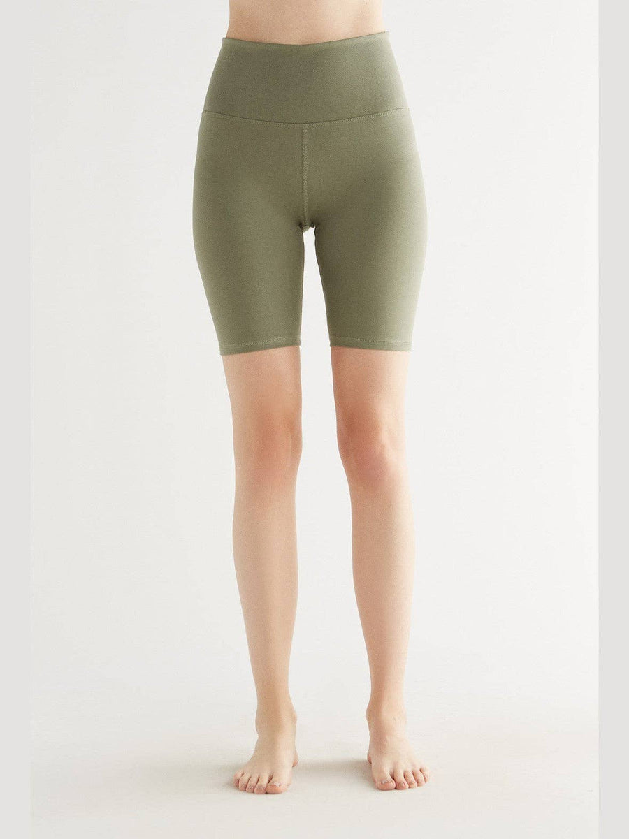 Organic Stretch Shorts: Womens