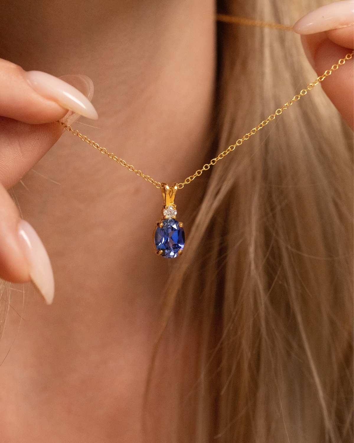Blue Sapphire Pendant Necklace in 18k Gold Vermeil