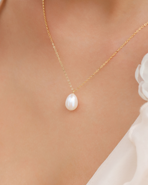 Large Freshwater Pearl Pendant Necklace in 18k Gold Vermeil