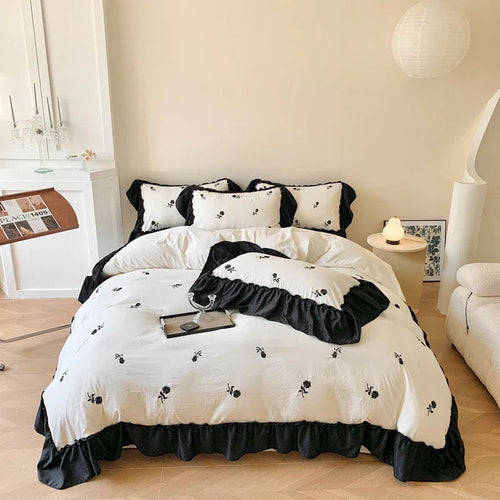 3pcs Rose Embroidered Duvet Cover Set (1*Duvet Cover + 2*Pillowcase, Without