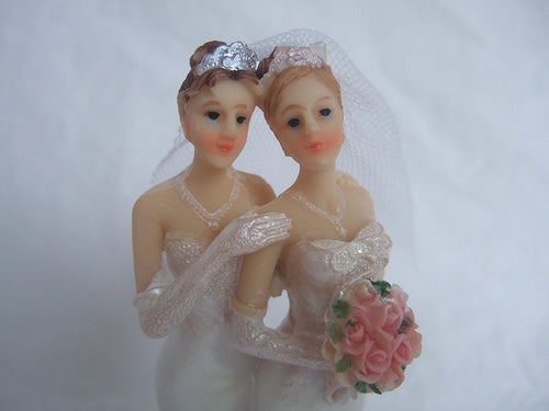 CLUB GREEN Resin Same Sex Female Couple Dress, White