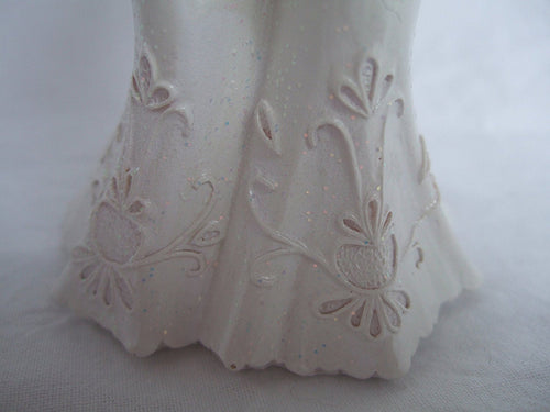 CLUB GREEN Resin Same Sex Female Couple Dress, White