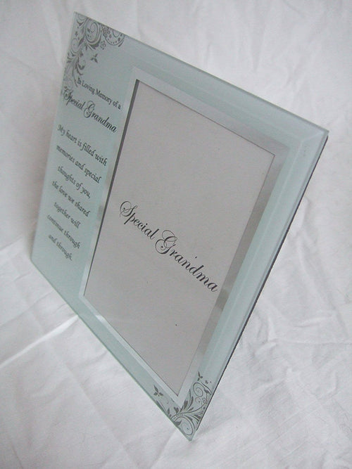 In Loving Memory, Special Grandma Memorial Glass 6"x4" (15x10cms) Photo Frame with Sentimental Verse