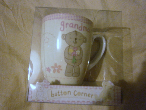 Button Corner - Grandma Mug with Bear Design - Gift Boxed (Colour: Pink/Cream)