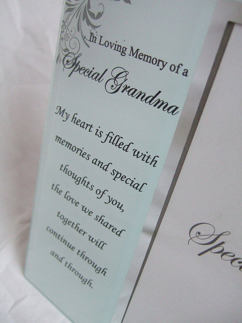 In Loving Memory, Special Grandma Memorial Glass 6"x4" (15x10cms) Photo Frame with Sentimental Verse