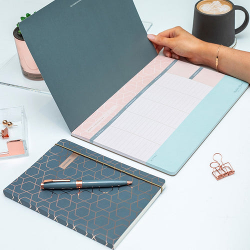 Matilda Myres | A4 Weekly List Pad with 100 Sheets | Grey