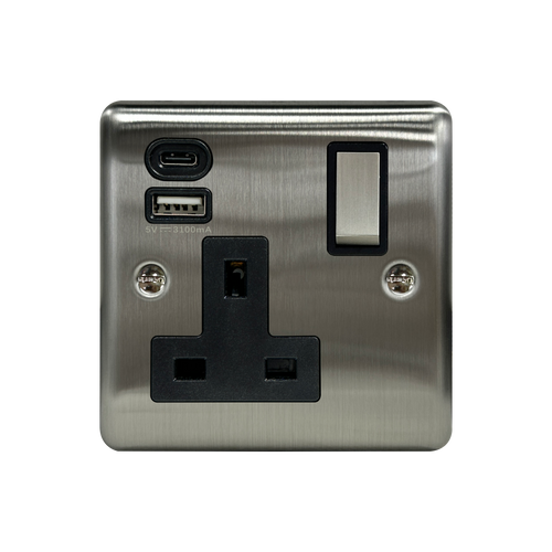 Caradok 1G 13A Switched Socket USB A + C Brushed Chrome Black Insert