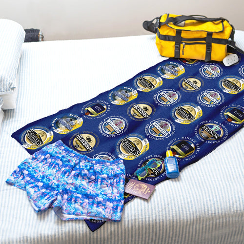 Cardiff - Football Legends - Microfibre Beach Towel - 150cm x 75cm