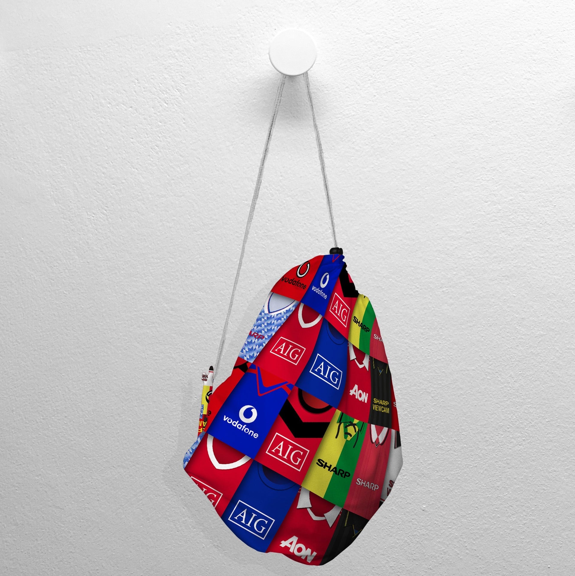 Manchester Red Kit Montage - Drawstring Duffle bag