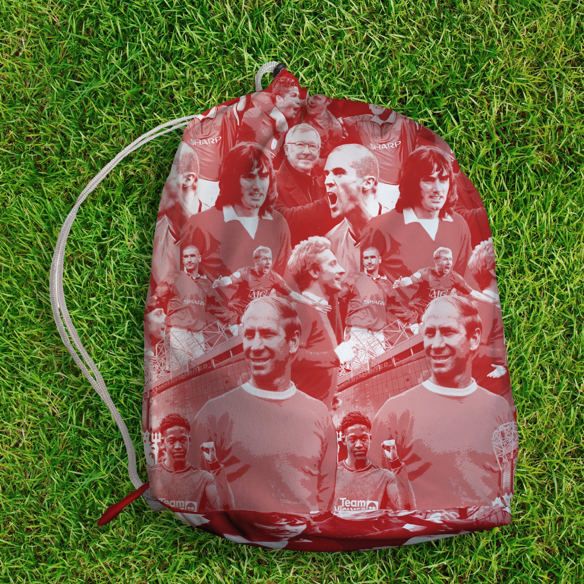 Manchester Red Player Montage - Drawstring Duffle bag