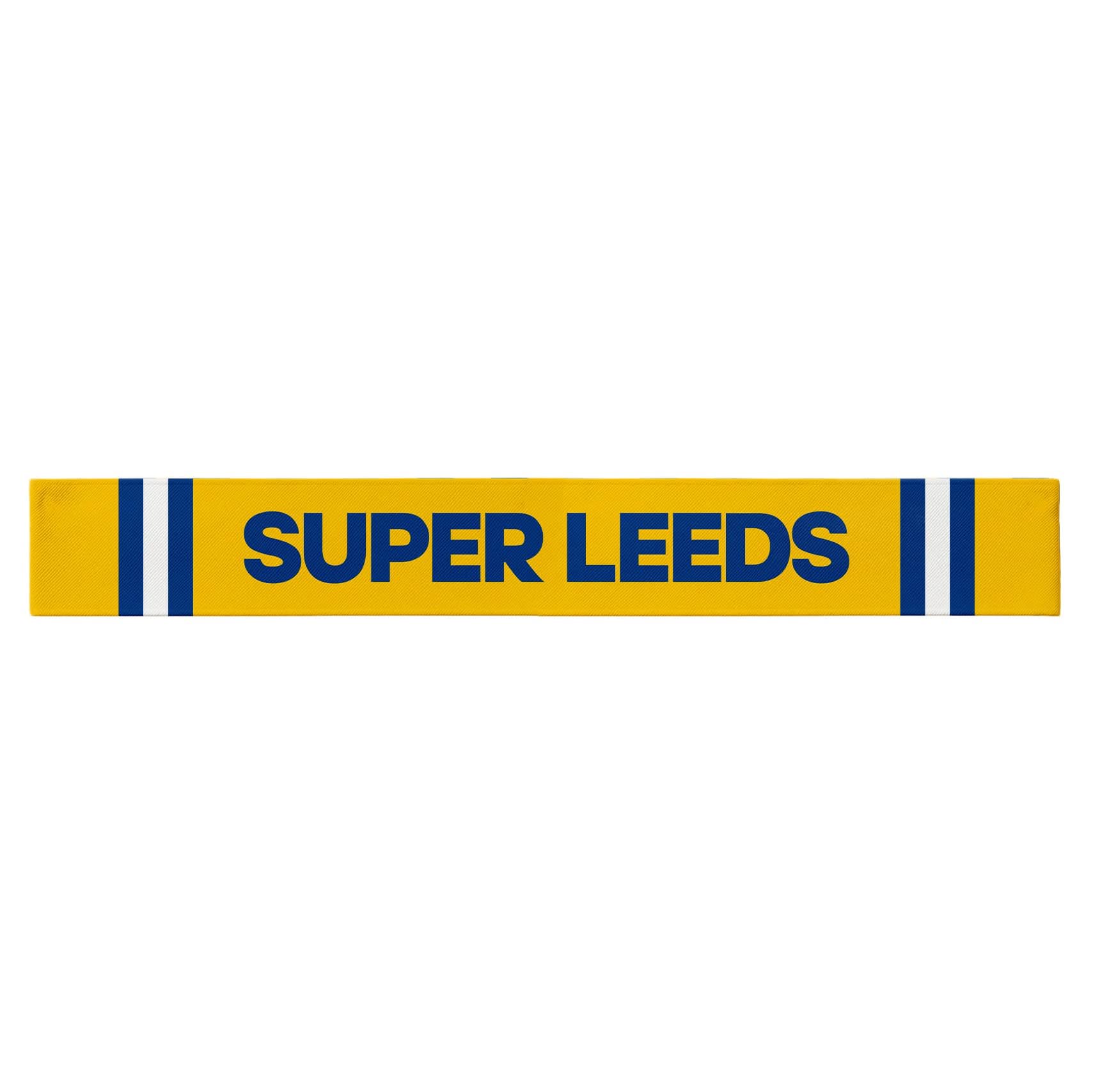 Leeds - Knitted Eyelet Football Scarf