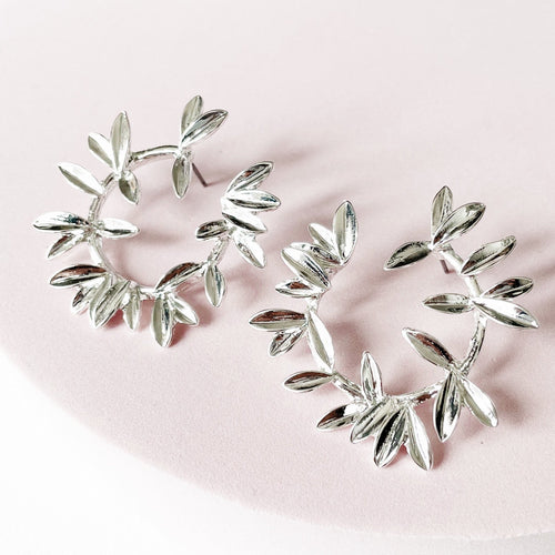 Tia Silver Wreath Earrings