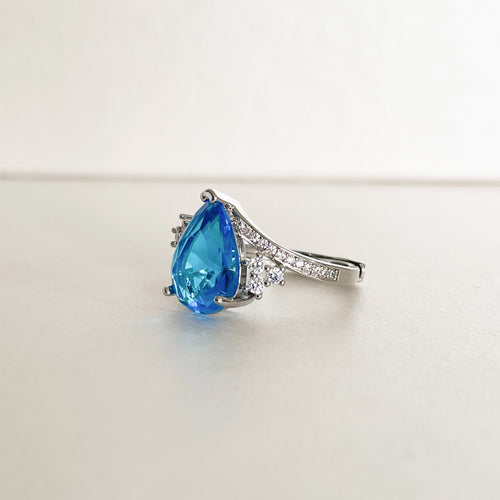 Verity Statement Jewel Cocktail Ring