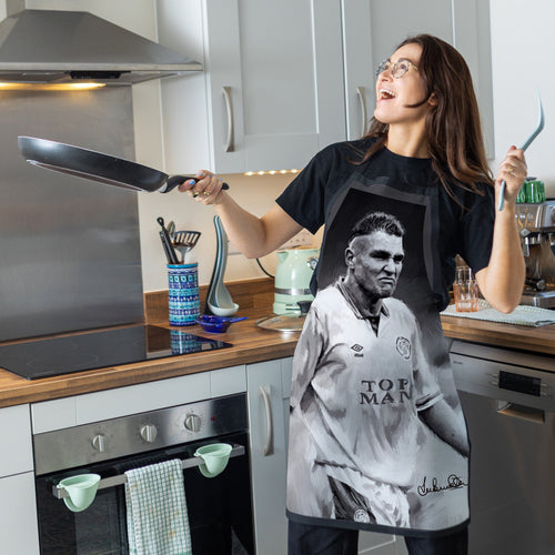 Lee Buccilli - Vinnie Jones - Apron