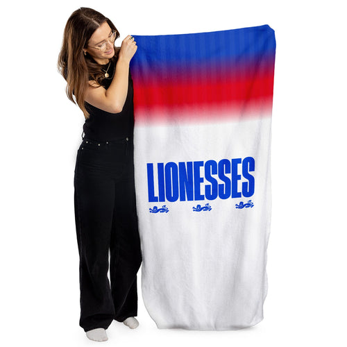 England Lionesses - Microfibre Beach Towel - 150cm x 75cm
