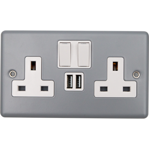Caradok 2G 13A Switched Socket 2 USB A 3.1A Metalclad Veritage