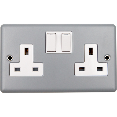 Caradok 2G 13A Switched Socket Metalclad Veritage
