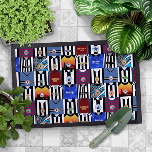 Newcastle Kit Montage - Retro Door Mat - 60cm x 40cm