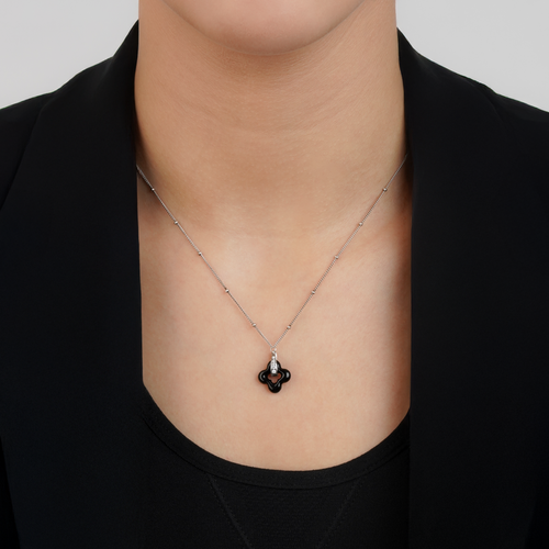 Silver Clover Necklace
