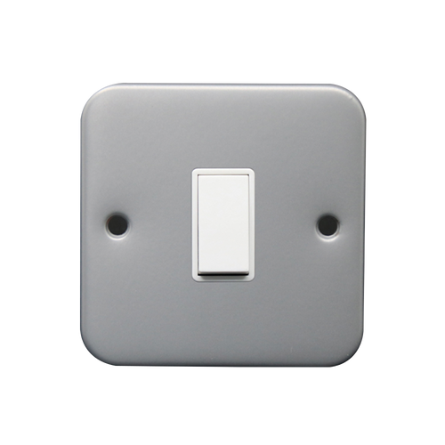 Caradok 1G Intermediate 10A Switch Metalclad