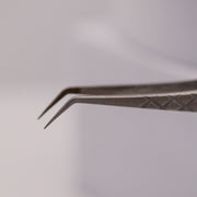 Angled Fibre Grip Volume Tweezers