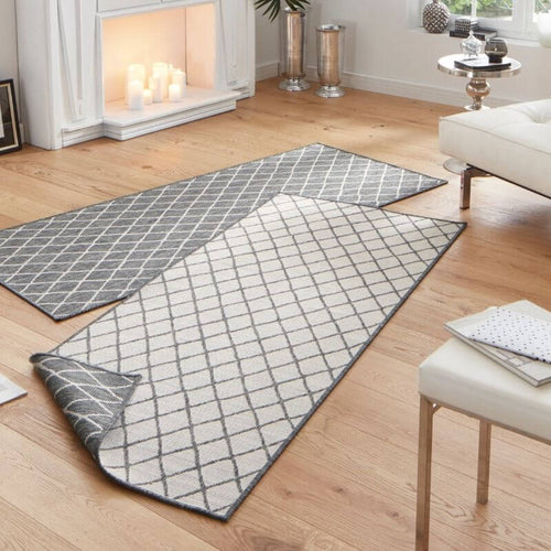 Reversible Indoor-Outdoor Geometric Flatweave Rug