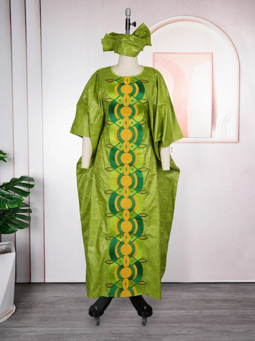 Women's Luxury Elegant Embroidery Traditional outfit with Scarf