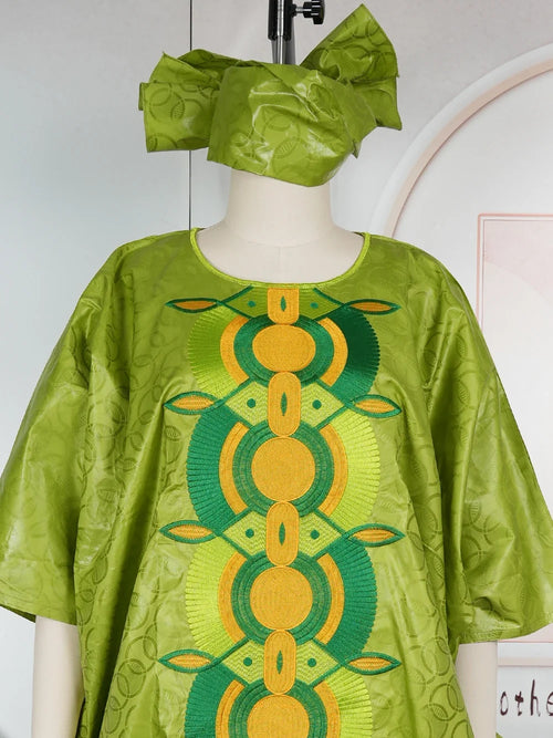 Women's Luxury Elegant Embroidery Traditional outfit with Scarf