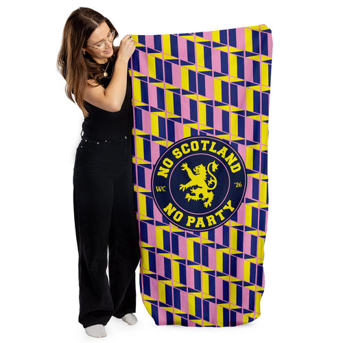No Scotland No Party - Yellow & Pink Retro Pattern - Beach Towel - Microfibre Retro Beach Towel - 150cm x 75cm