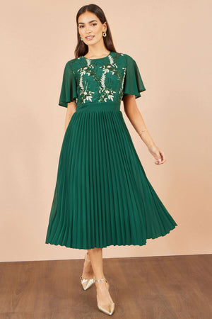 Yumi Green Sequin Embroidered Pleated Midi Dress