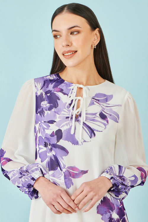 Yumi White Floral Placement Tunic With Keyhole Neckline