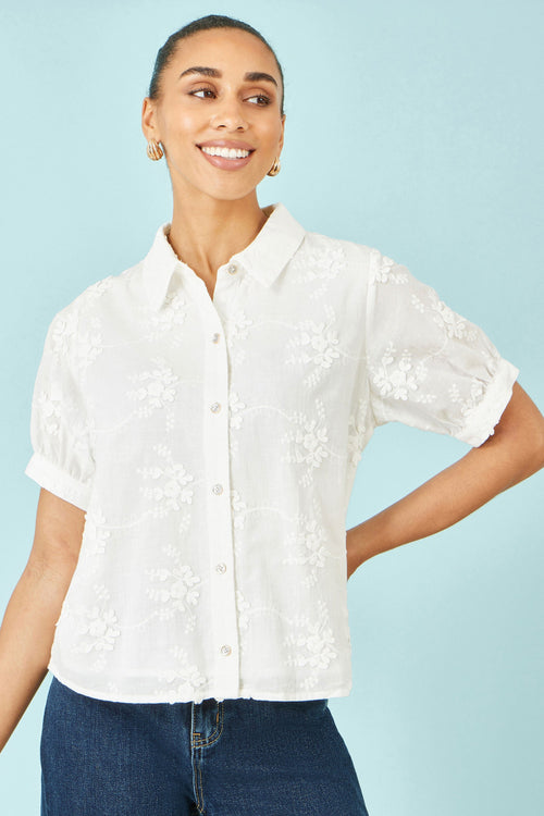 Yumi White Cotton Flower Applique Shirt