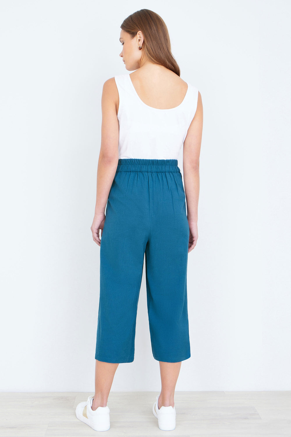 Yumi Teal Linen Mix Cropped Trousers With Tie Belt