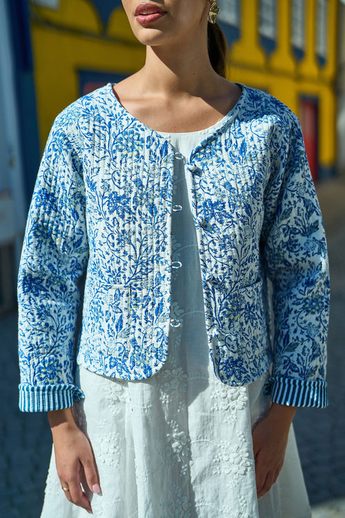 Yumi Blue Boho Floral Print Cropped Reversible Cotton Quilted Jacket