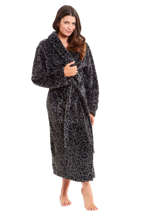 OLIVIA ROCCO Robe Women's Black Leopard Print Plush Fleece Long With Shawl Collar Pockets