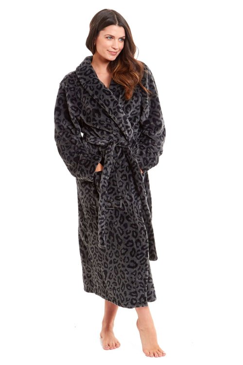 OLIVIA ROCCO Robe Women's Black Leopard Print Plush Fleece Long With Shawl Collar Pockets