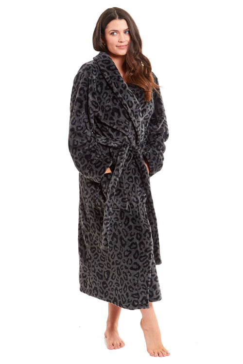 OLIVIA ROCCO Robe Women's Black Leopard Print Plush Fleece Long With Shawl Collar Pockets