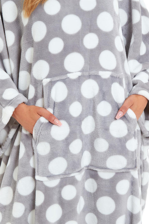 OLIVIA ROCCO Oversized Hooded Fleece Poncho Blanket Stars Polka Dots Easy Care for Cosy Home Layering