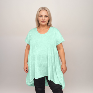 Plus‑Size Plain Pastel Short Sleeve Swing Top with Hanky Hem
