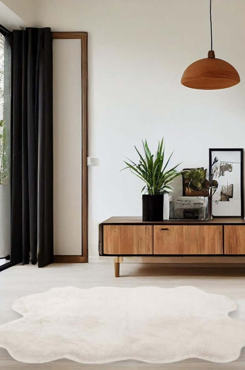 Luxury White Faux Fur Rug