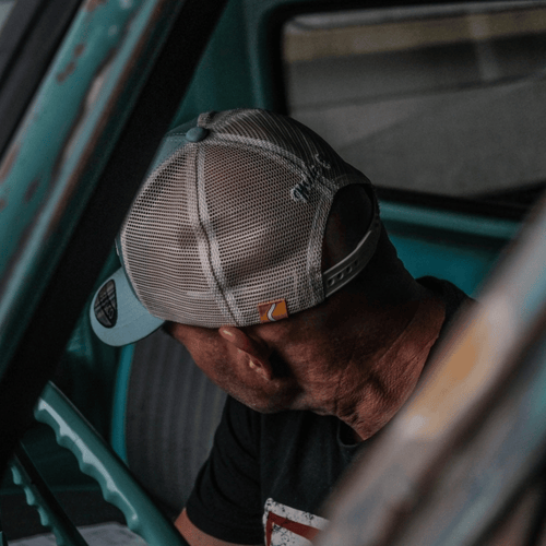 Black Dub Garage Trucker Hat - Peppermint