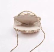Shell Shape Raffia Clutch Woven Crossbody Shoulder Bag with Peal