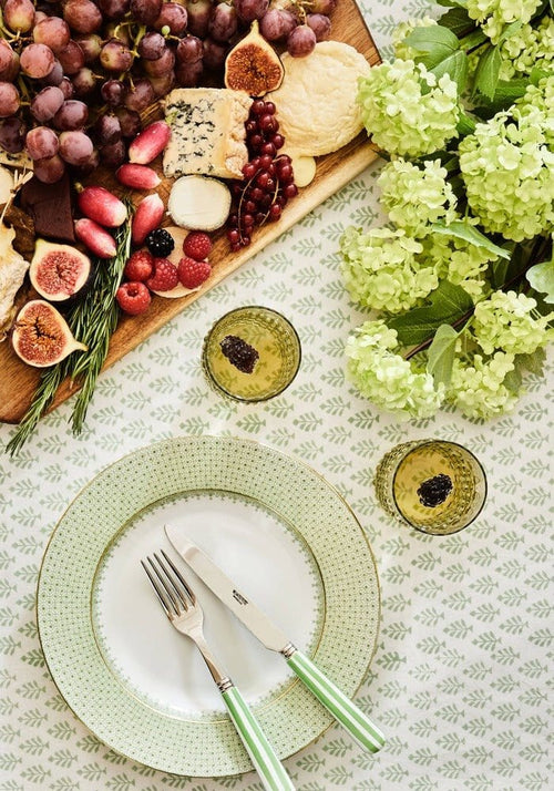 Green Apple Lace Dinner Plates - Set of 4