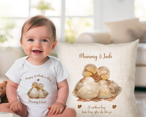 First Mothers Day Gift Personalised Present - Fluffy Duck Design Babygrow Tee Vest Gift for New Mums - Duck Design Matching Cushion SMC011