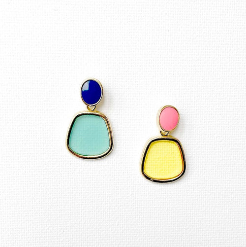 Kitty Mismatch Transparent Earrings